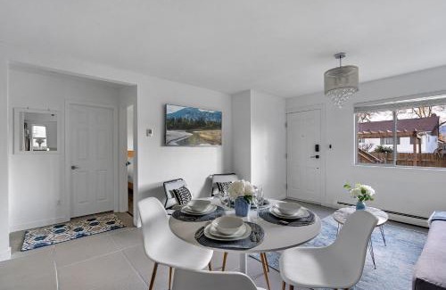 East Side Apartment | Newly Furnished Central Gem Near Transit