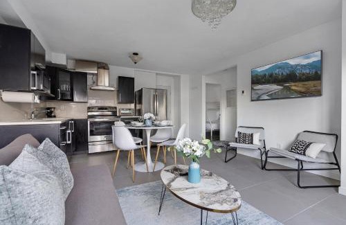 East Side Apartment | Newly Furnished Central Gem Near Transit