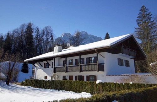 Grainau Apartment | Newly furnished fully equipped apartment