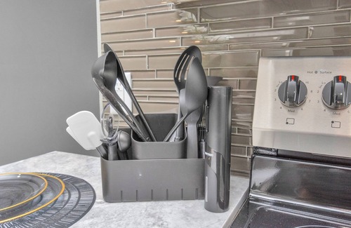 Northside House | Newly Furnished Home in Downtown - New Listing Discount