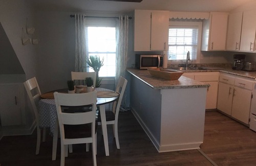 Camp Ellis Apartment | Newly Furnished One Bedroom Just Steps to Ferry Beach