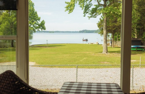 Cedar Bluff Cabin | Newly listed! Cozy hideaway on Weiss Laken with private dock and kayaks!