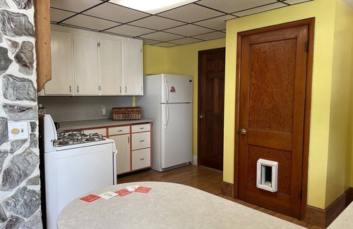 Lily Dale House | Newly Listed! Join us for our 2nd season of hospitality at The Pineapple Place.
