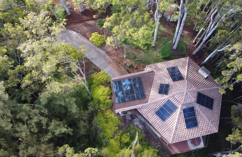 Mililani House | NEWLY LISTED: Secluded Tree House Hideaway 2-bedroom duplex in Honolulu!