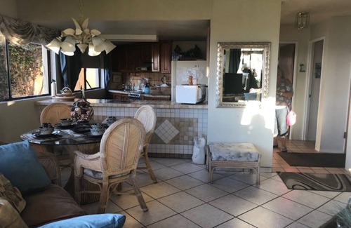 Centro Playas Condo | Newly Re-decorated, All Blue Furniture, 3 Recliner's Oceana condo, Rosarito.