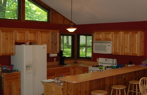 Brainerd Cabin | Newly Reduced! Family Cabin with Sand Beach & Swimming Area 2 Hours From Cities