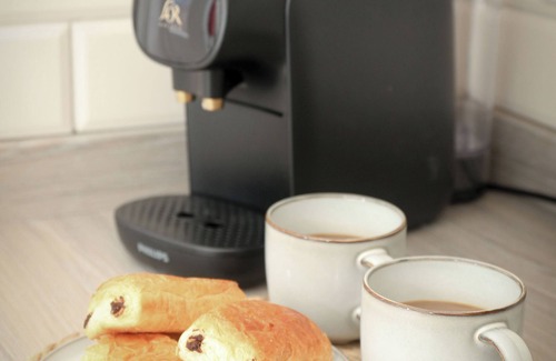 Worksop House | Newly Refurbished 2-Bed with Patio, Netflix & Wi-Fi