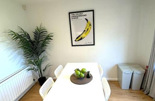 North Moreton Apartment | Newly refurbished 2 bed- Didcot