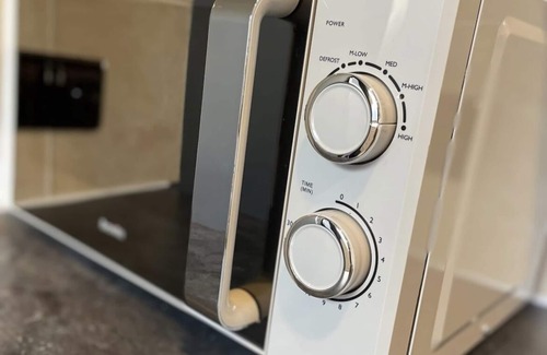 Lincoln House | Newly refurbished 3 bedroom terraced house