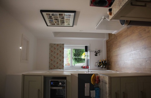 Arden Cottage | Newly refurbished beautiful 3 bedroom cottage; Loch Lomond