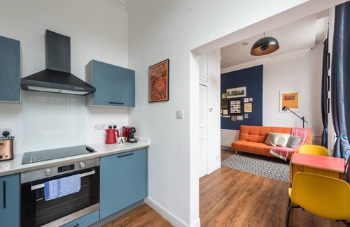 New Town Apartment | Newly refurbished city centre chic pad