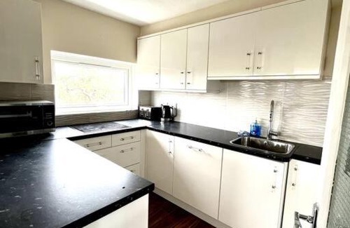 Sutton South Apartment | Newly refurbished flat in Sutton