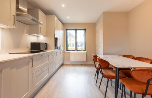 Newton St Loe Apartment | Newly Refurbished Home Short Drive to Bath Centre