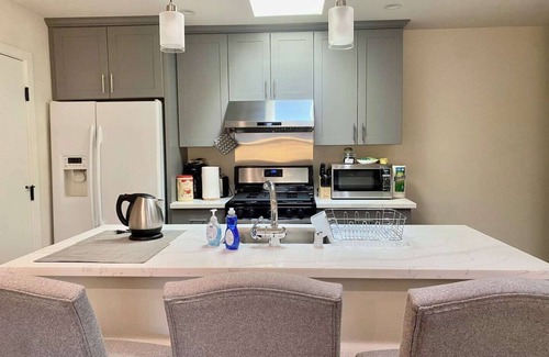 West San Jose House | Newly remodel & convenient 4 bd/4ba at nice and quiet neighborhood in San Jose