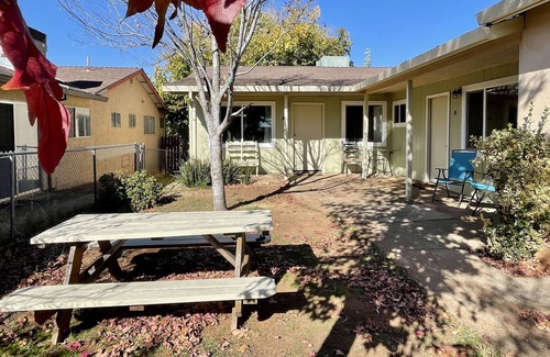Folsom House | Newly Remodel Cozy Modern Home in Heart of Folsom