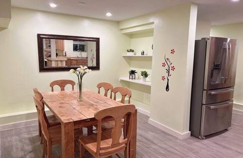 Glenwood Springs House | Newly remodeled modern apartment close to downtown. 1112C