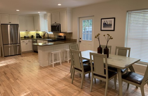 North Charleston House | Newly remodeled Home Near Beaches/Historic Charleston/Park Circle