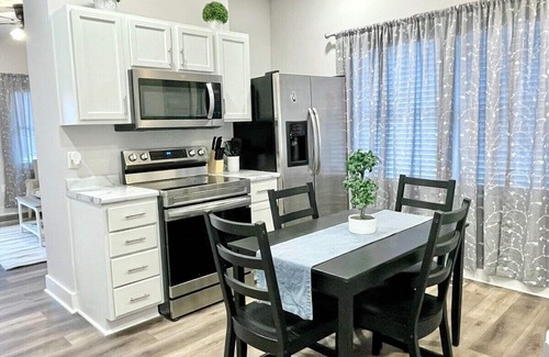 Shelbyville House | Newly Remodeled 2 Bedroom Home in Shelbyville!