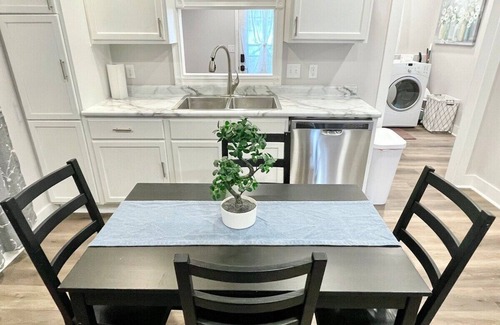 Shelbyville House | Newly Remodeled 2 Bedroom Home in Shelbyville!