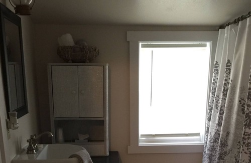 Mobridge House | Newly remodeled 2 bedroom home close to downtown & waterfront.