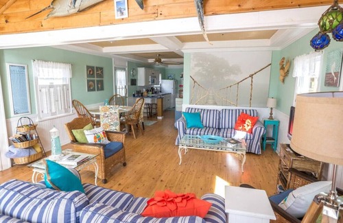 Clinton Cottage | Newly Remodeled 2 Bedroom Cottage On The Beach. The Kaitlyn Cottage
