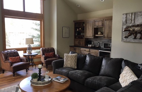 Frisco House | Newly Remodeled-2 Masters & 2 Gathering Areas. Hot Tub. Walk to Town