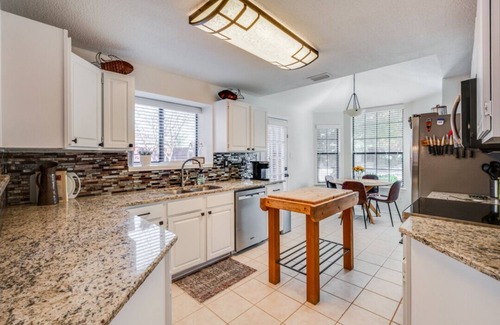 West Arlington House | NEWLY REMODELED 3 BEDROOM HOMEnGREAT LOCATION