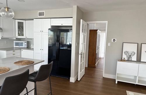 University Park House | Newly Remodeled 3-bedroom Entire-Family-House in Irvine with a Large Yard