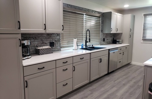 Sunnyheights House | Newly remodeled 3 bedroom home near Pueblo Reservoir