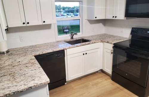 St Johns House | Newly remodeled, 3bed 1bath, Mint City Gem!