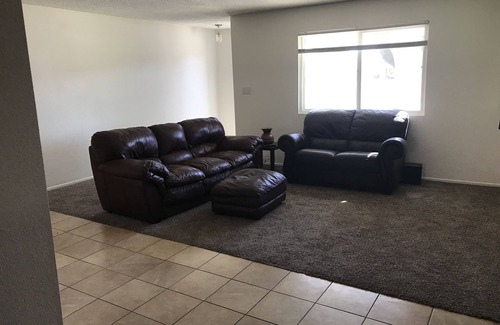 Yuma House | Newly Remodeled! 7 beds! Quiet Neighborhood