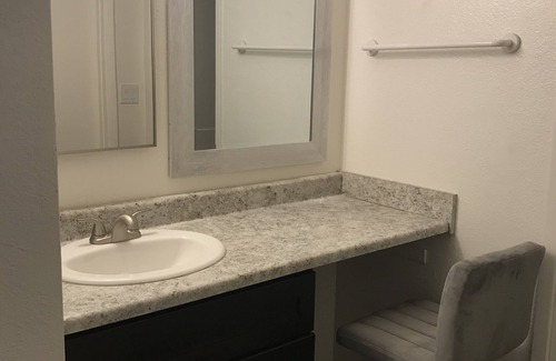 Yuma House | Newly Remodeled! 7 beds! Quiet Neighborhood