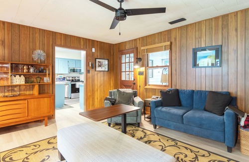 Fennville House | Newly remodeled affordable home half mile away from Lake Michigan access point