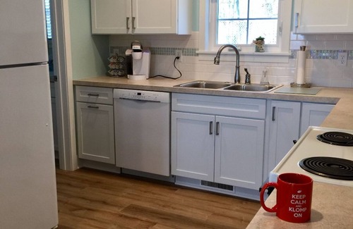 Ottawa Beach Cottage | Newly remodeled by Pisgah, General Store, State Park, New Boardwalk, Museum.