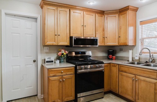 Grand Rapids Cottage | Newly remodeled! Cozy river house near downtown Grand Rapids!