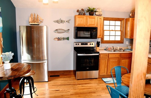Mount Nebo House | Newly Remodeled, Close to the lake, hot tub, and game room