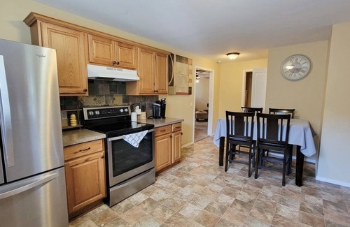 Yakima House | Newly Remodeled Comfy Cottage