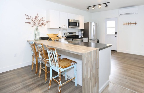 Manhattan Condo | Newly-remodeled cozy condo, downtown Manhattan, MT!