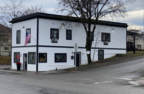 St. Maries House | Newly Remodeled Custom Rooms Located in the Heart of St. Maries, Idaho