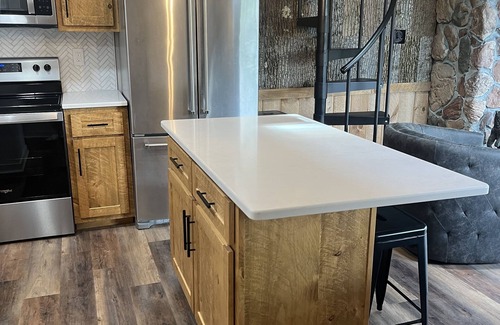 Sevierville Condo | NEWLY REMODELED! English Mtn Hideaway! Smoky Mtns Dollywood Gatlinburg