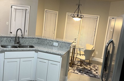 Clarkdale House | Newly remodeled entire home located near Braves Stadium
