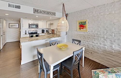 Port Aransas Condo | Newly Remodeled first floor Condo in Coral Cay!
