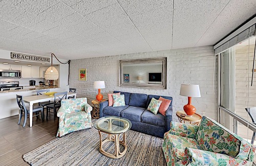 Port Aransas Condo | Newly Remodeled first floor Condo in Coral Cay!