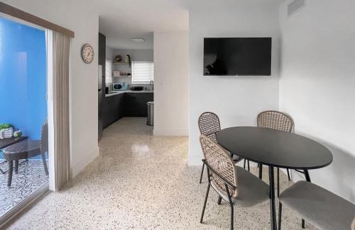 East Little Havana Apartment | Newly Remodeled full Apartment