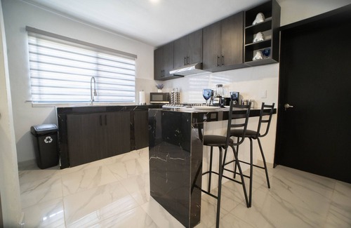 Guadalajara Municipality House | Newly-remodeled Home for multiple guests