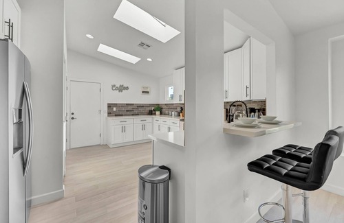 Eagle Hills House | Newly Remodeled Home in North Phoenix with a POOL