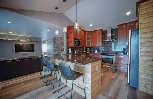 Glenwood Springs House | Newly remodeled home near Glenwood & hot springs