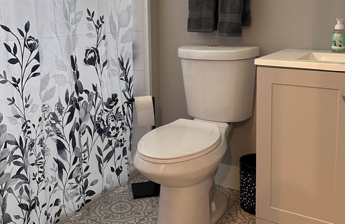 Lindenwald House | Newly remodeled Home ready for Guest!! Minutes from Spooky Nook!