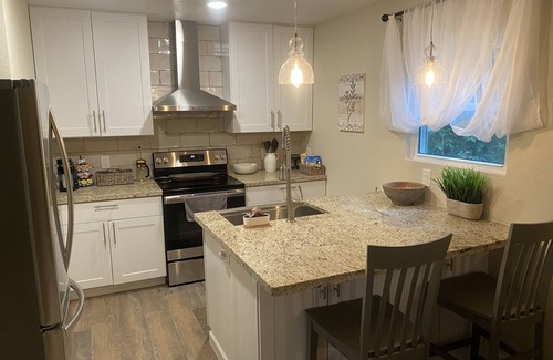 La Marque House | Newly remodeled home just minutes from Galveston
