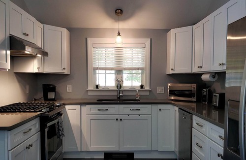 Pawcatuck House | 🧭 Newly Remodeled Home Near Westerly and Mystic